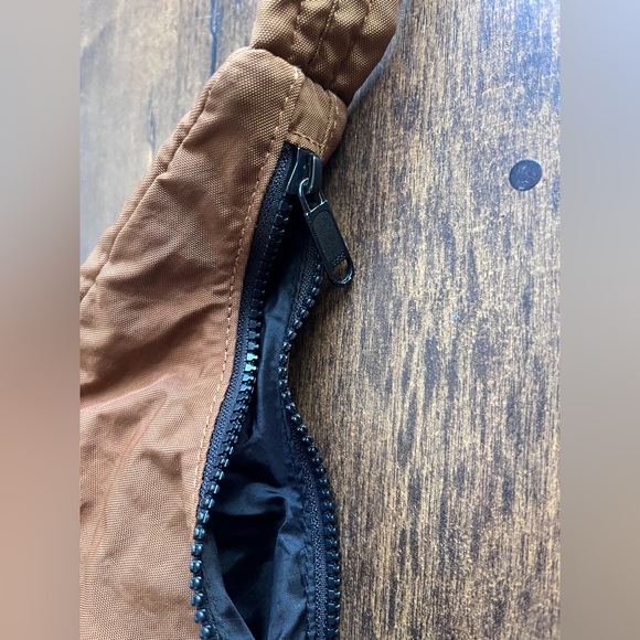 Baggu Nylon Shoulder Bag - Picture 2 of 6